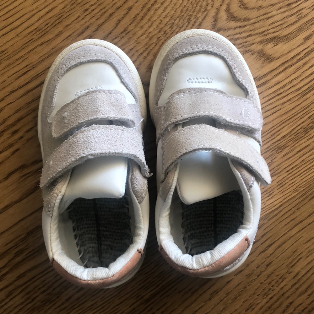 Zara Velcro tennis shoes